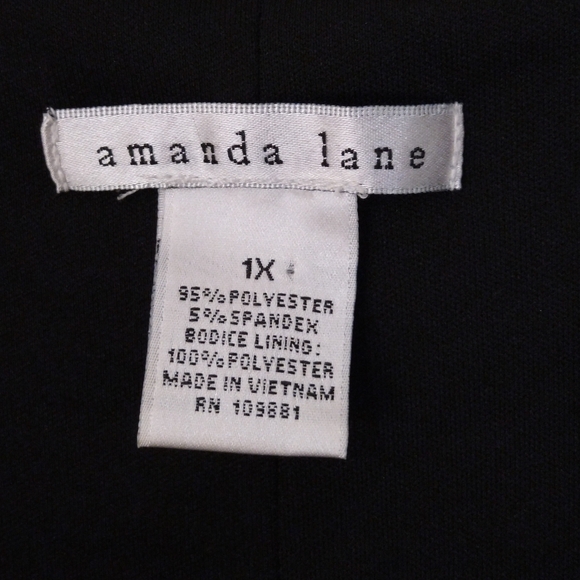 AMANDA LANE BLACK DRESS - Picture 3 of 4